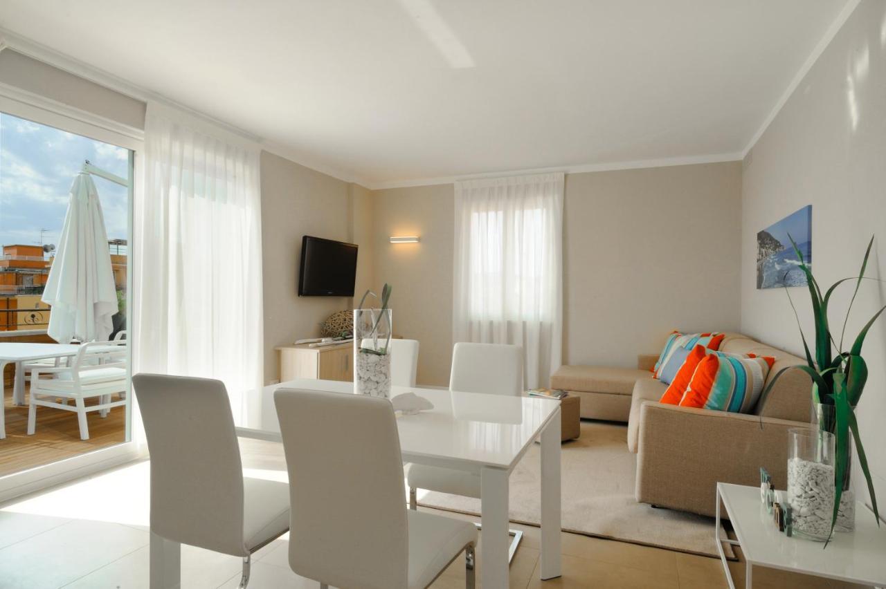 Residence San Marco Suites&Apartments Алассио Экстерьер фото